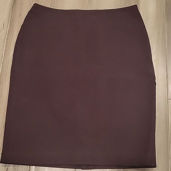 Banana Republic Classic Pencil Skirt,size 0 - Picture 2 of 5
